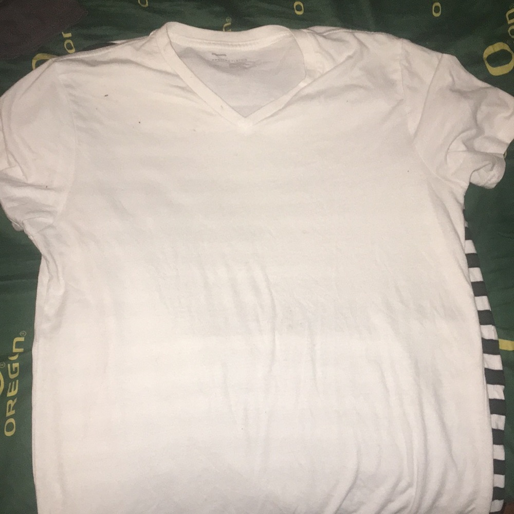 Plain white short sleeve tee